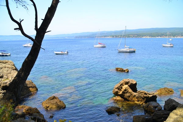 Rochers en Méditerranée